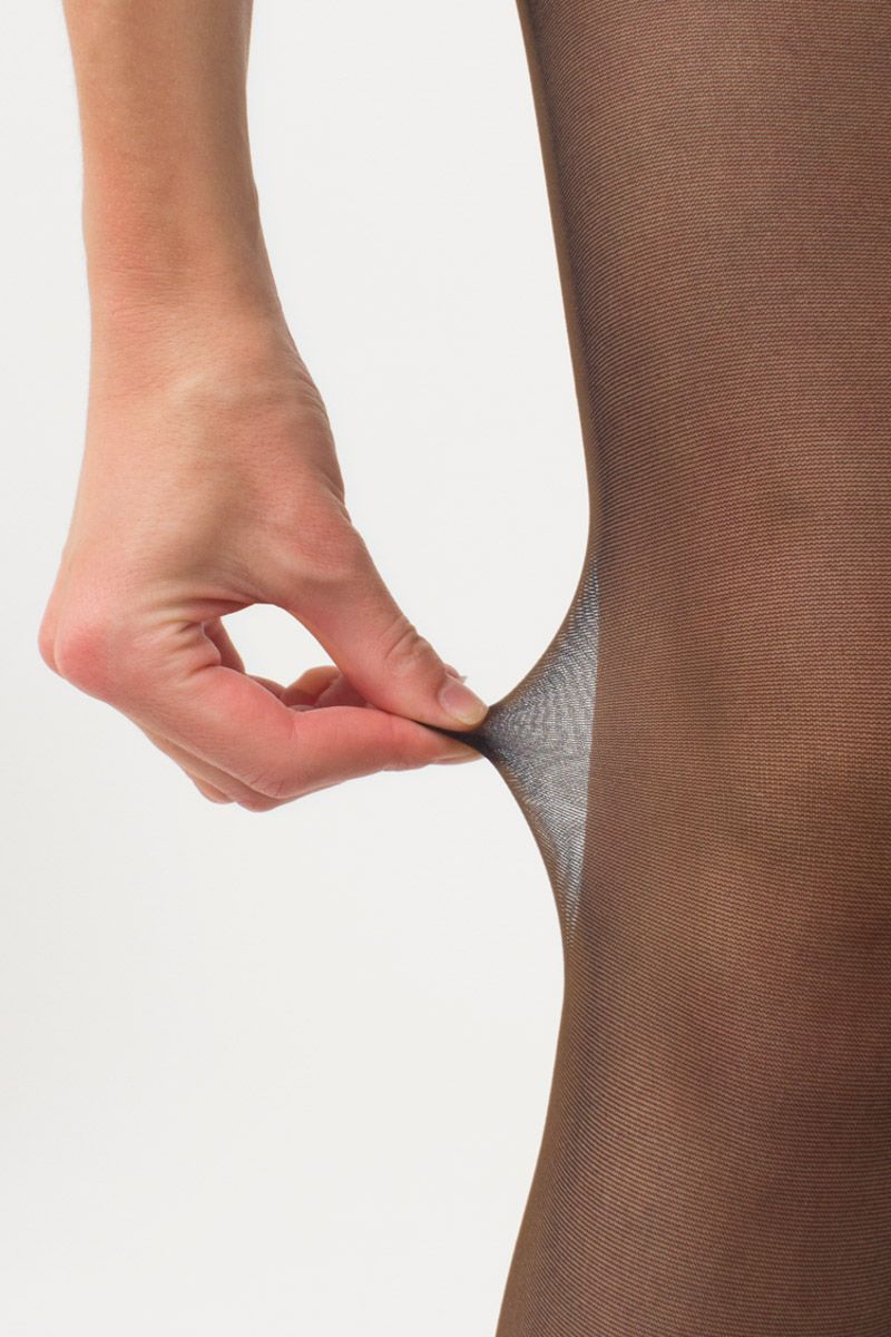 Černé punčochy se zesílenou sedací částí Like 15DEN